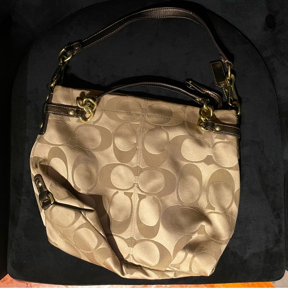 Coach bag used great condition - Picture 1 of 1